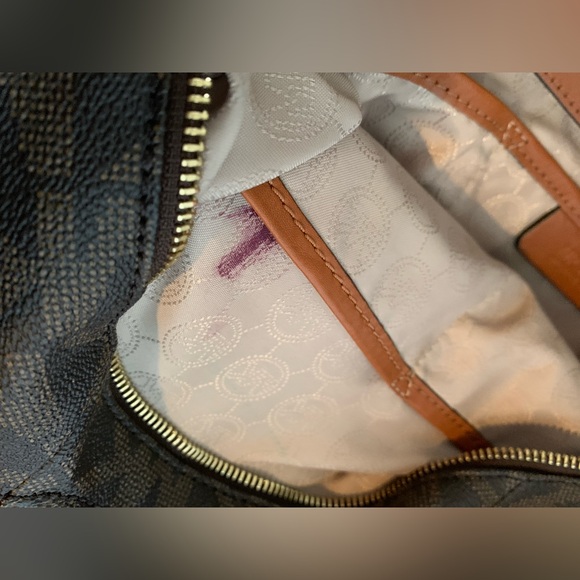 Authentic Michael Kors Purse - Picture 8 of 8